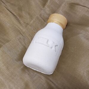 Lush milky bath bubble bar